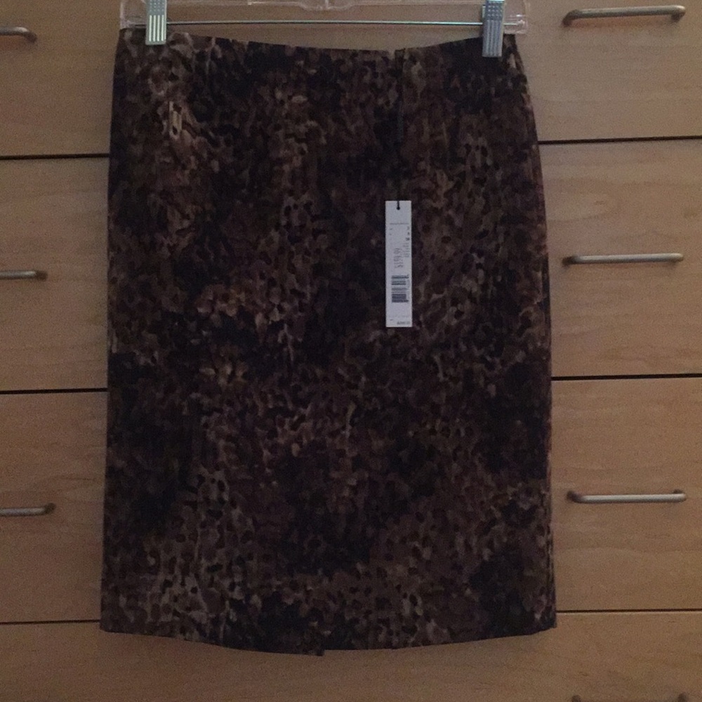 NWT Eli Tahari Silk Leopard Print Skirt